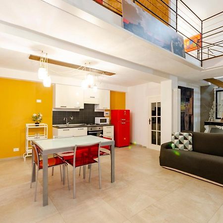 Apartmán Joivy Vibrant Open-Plan Apt For 6 In Historic Centre Janov Exteriér fotografie